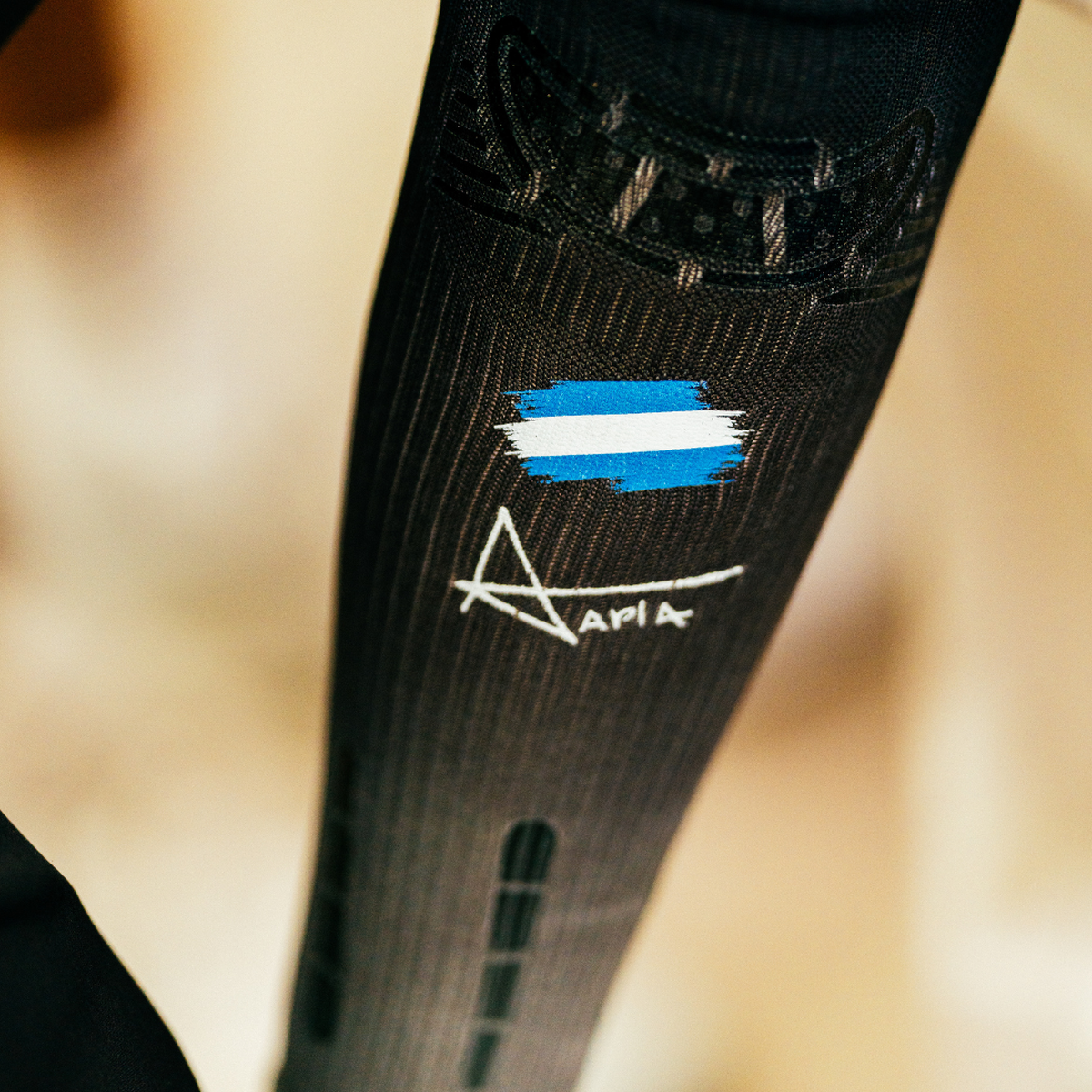 NO STRAIN Sleeve X TAPIA - Image 5