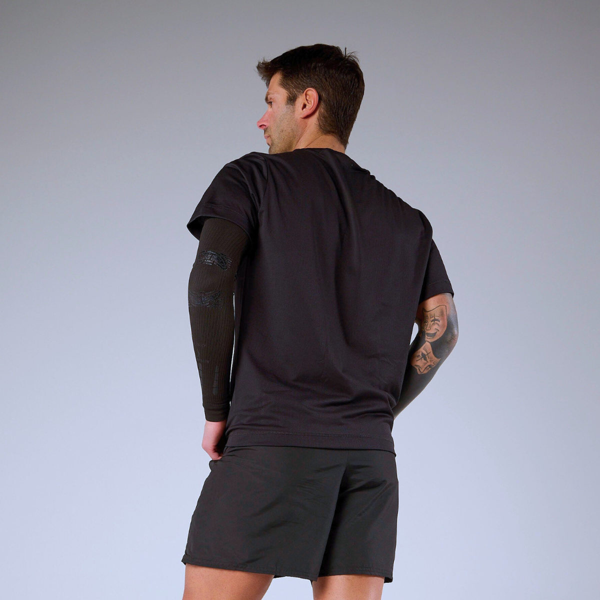 NO STRAIN Sleeve - Image 13