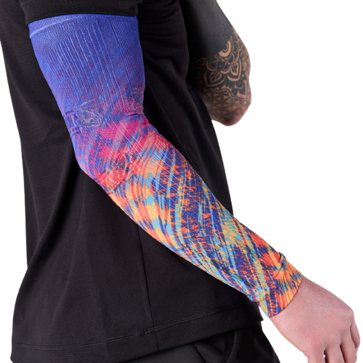 NO STRAIN Sleeve - Image 53